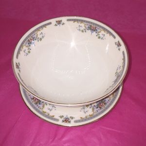 ROYAL DOULTON UK 1981 BERRY BOWL/SAUCER